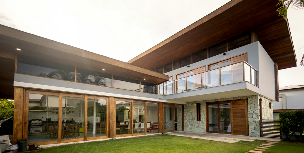 Contemporary Nashville home with open living